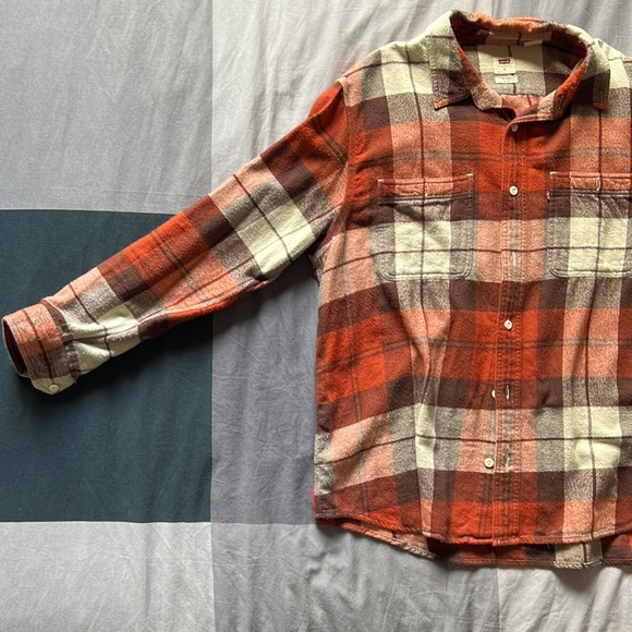 Levi’s Button-Up Flannel (Orange) - Men’s XL - Picture 7 of 7